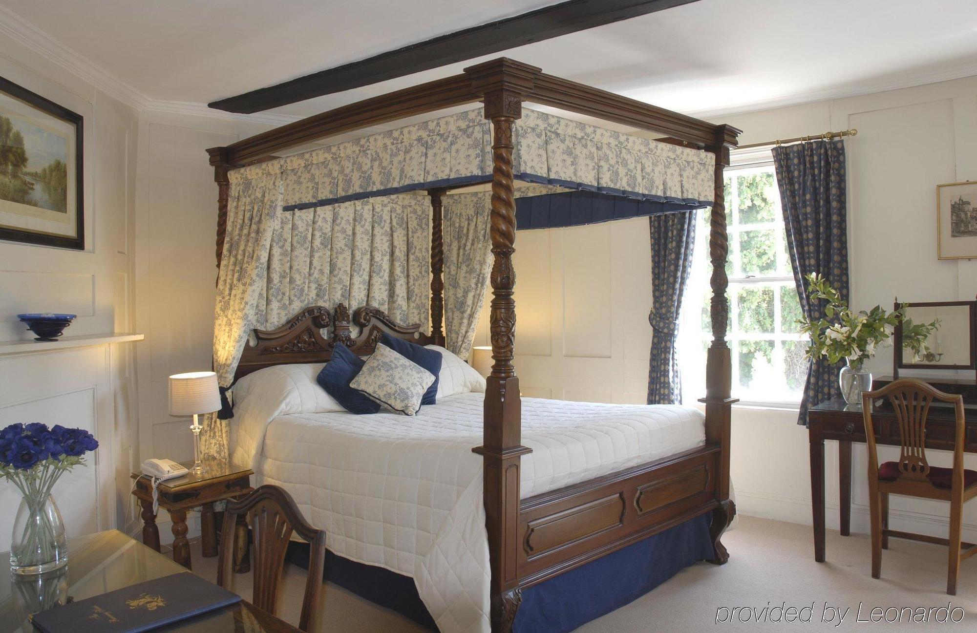 Отель The Running Horses Mickleham Номер фото
