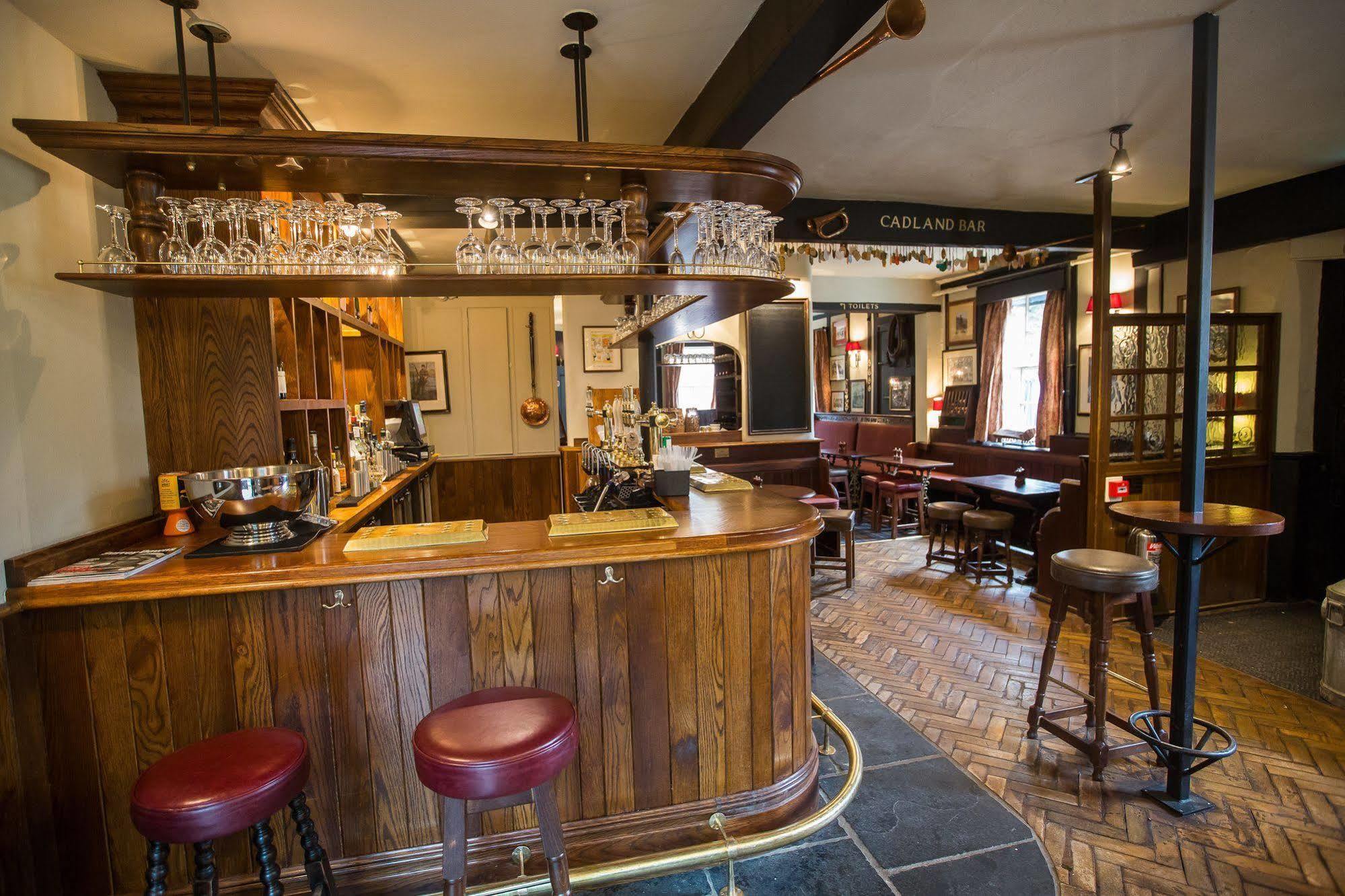 Отель The Running Horses Mickleham Экстерьер фото